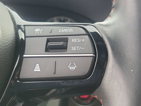 Certified 2024 Honda HR-V Sport image 26