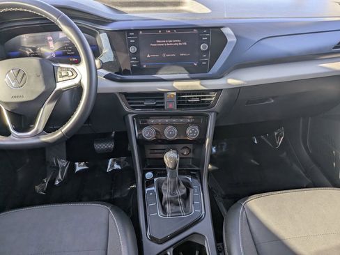 Certified 2023 Volkswagen Taos SE w/ Panoramic Sunroof Package FWD image 12