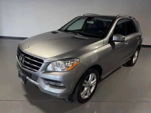 Used 2013 Mercedes-Benz ML 350 BlueTEC 4MATIC image 38