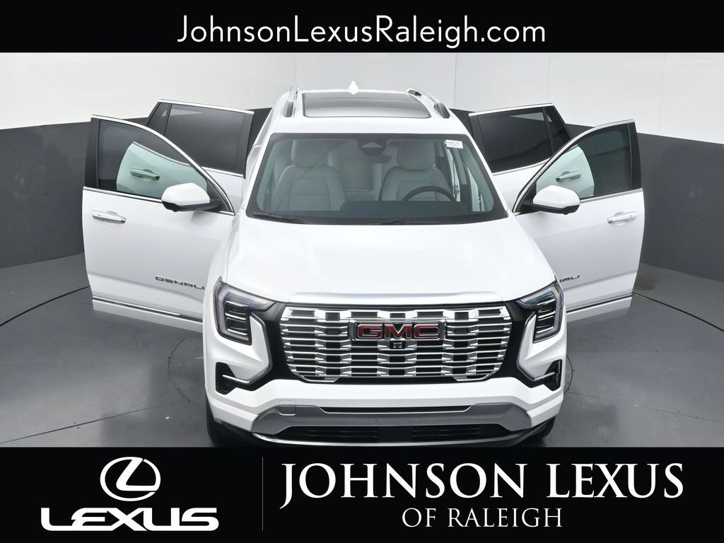 Used 2026 GMC Terrain Denali w/ LPO, Floor Liner Package AWD/4WD image 33