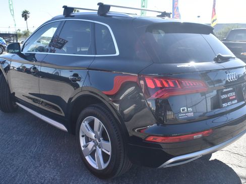 Used 2019 Audi Q5 2.0T Premium w/ Convenience Package AWD/4WD image 4