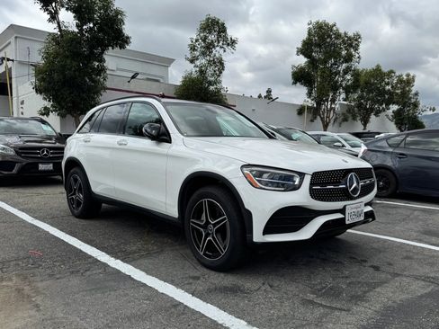 Used 2020 Mercedes-Benz GLC 300 image 1