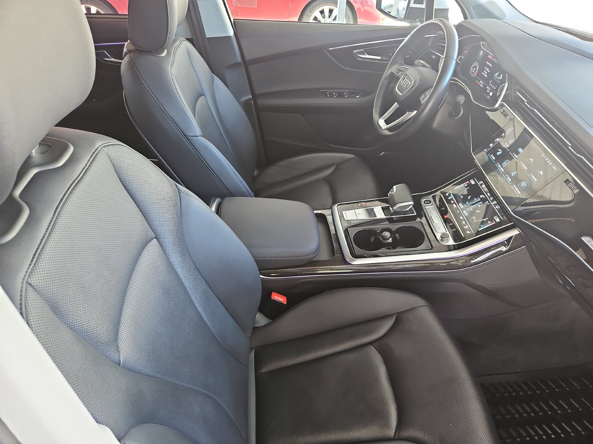 Used 2023 Audi Q7 3.0T Prestige AWD/4WD image 18