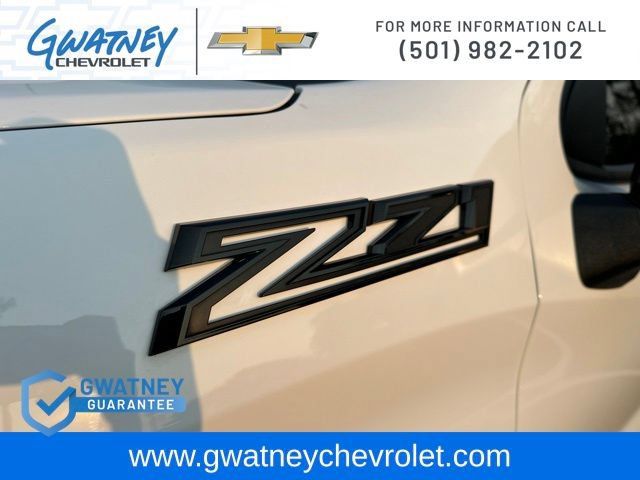Used 2024 Chevrolet Silverado 1500 RST w/ Z71 Off-Road Package AWD/4WD image 10