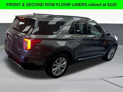 Used 2020 Ford Explorer XLT w/ Equipment Group 202A image 9