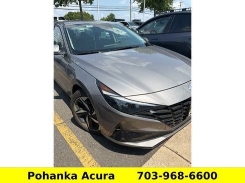 Used 2023 Hyundai Elantra Limited FWD image 3