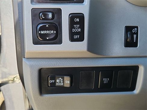 Used 2007 Toyota Tundra SR5 image 15