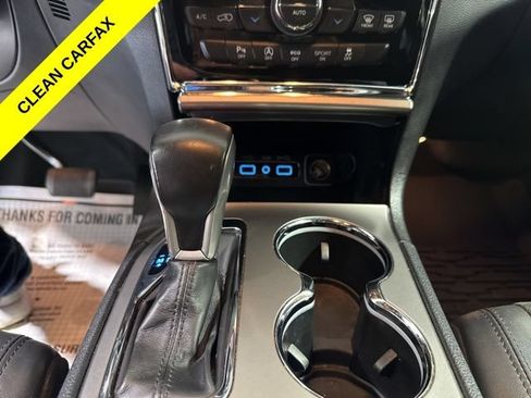 Used 2020 Jeep Grand Cherokee Altitude AWD/4WD image 20