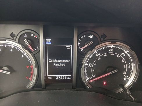 Used 2022 Toyota 4Runner TRD Off-Road w/ TRD Black Wheel Package (TMS) image 12