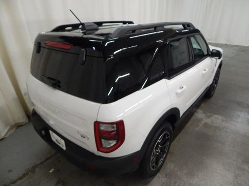 New 2025 Ford Bronco Sport Outer Banks image 3