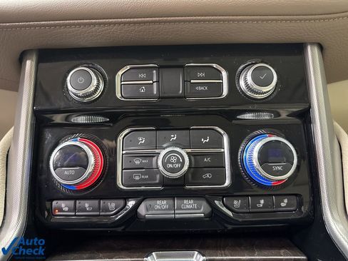 Certified 2023 GMC Yukon Denali image 31