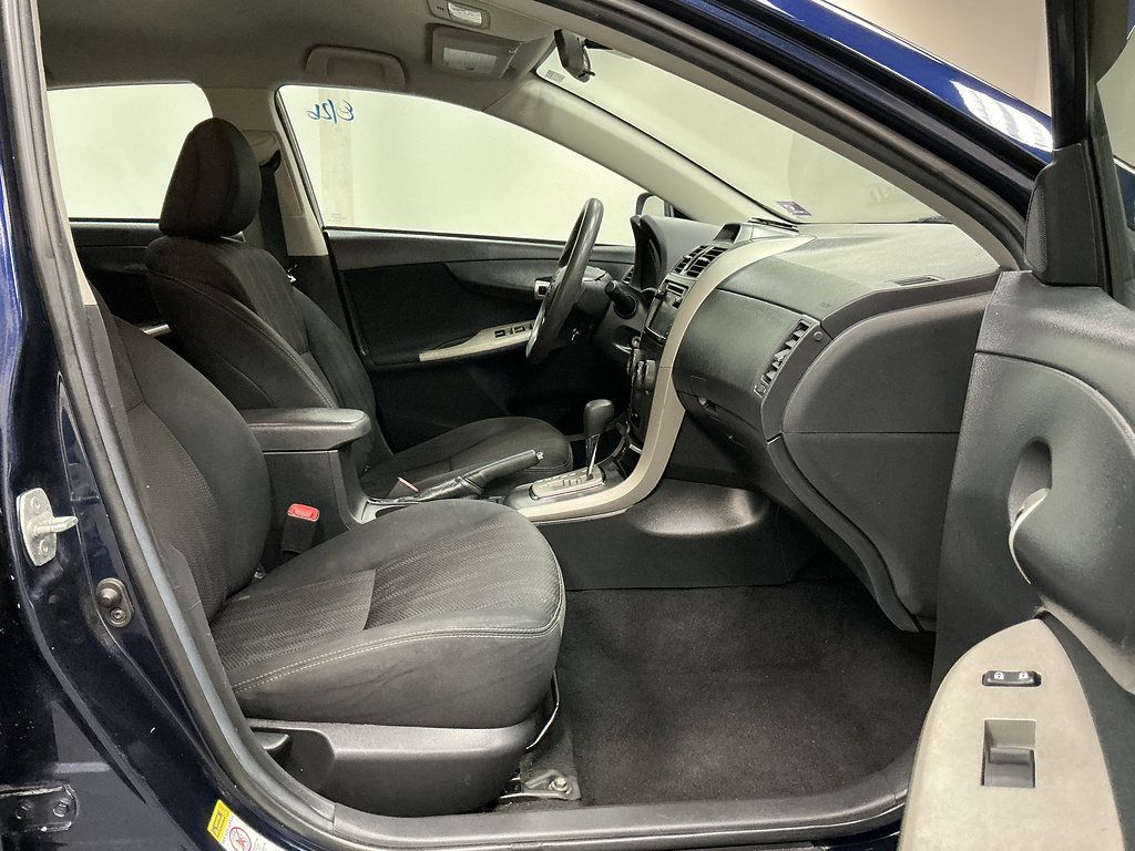 Used 2013 Toyota Corolla S w/ Preferred Accessory Pkg #2 FWD image 22