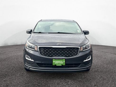 Used 2020 Kia Sedona LX image 8