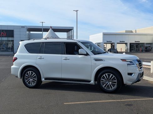 Certified 2022 Nissan Armada SV w/ SV Appearance Package image 6