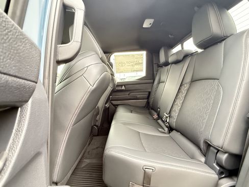 New 2026 Toyota Tacoma Limited AWD/4WD image 32