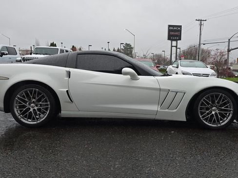 Used 2011 Chevrolet Corvette Grand Sport w/ Preferred Equipment Group image 41