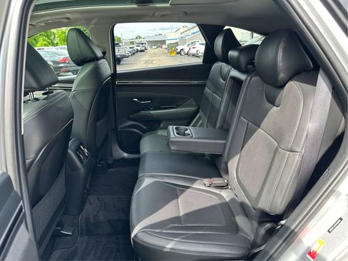 Certified 2023 Hyundai Tucson Limited AWD/4WD image 10