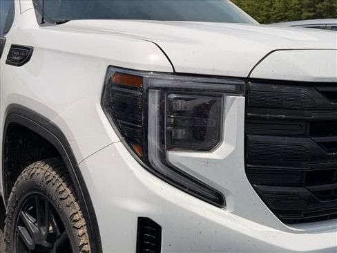 Used 2025 GMC Sierra 1500 Pro w/ Graphite Edition AWD/4WD image 23