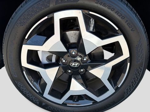 Certified 2024 Hyundai Santa Cruz Limited AWD/4WD image 10