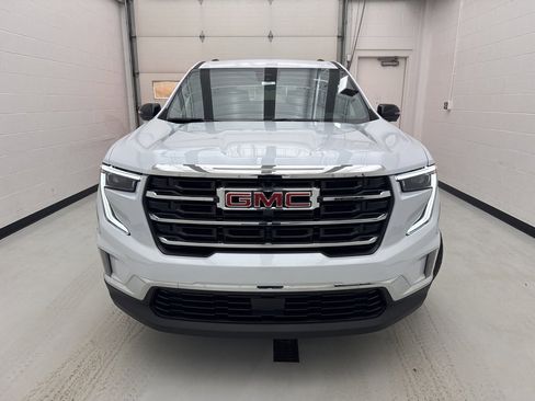 New 2026 GMC Acadia Elevation w/ Elevation Premium Package image 2