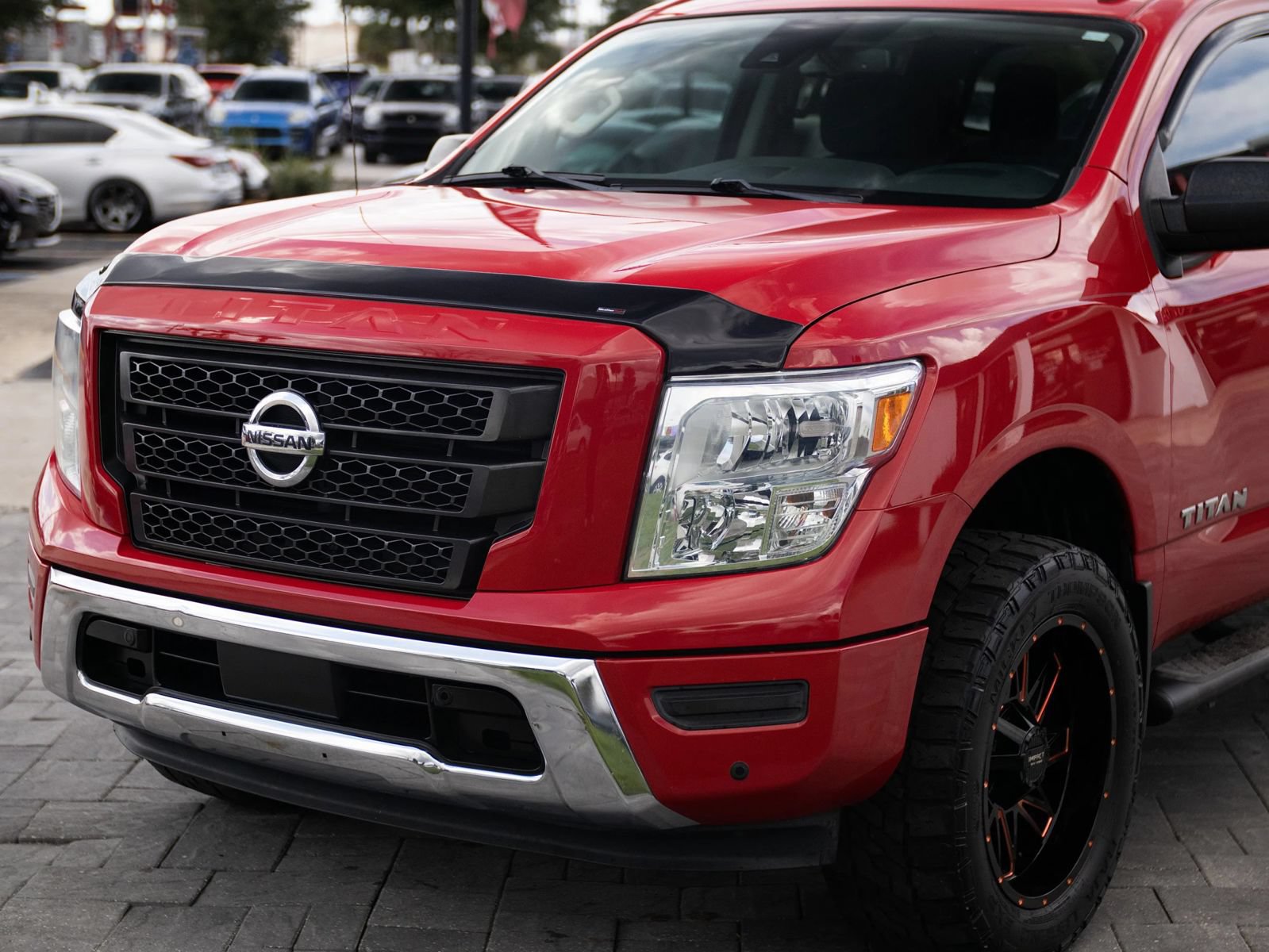 Used 2021 Nissan Titan SV w/ SV Convenience Package RWD image 6
