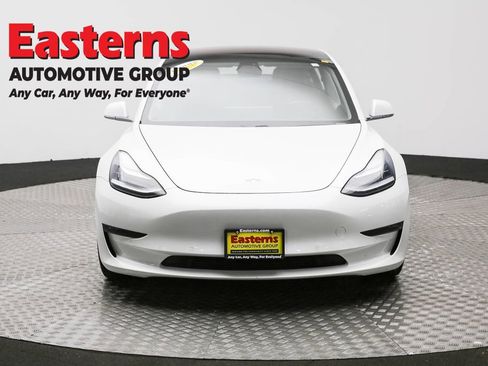 Used 2018 Tesla Model 3 Long Range image 2