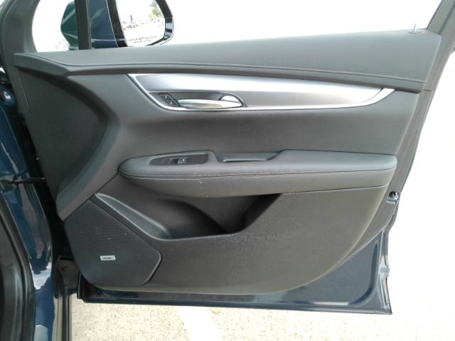 Used 2024 Cadillac XT6 Luxury w/ LPO, Floor Liner Package AWD/4WD image 18