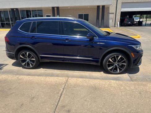 Used 2024 Volkswagen Tiguan SEL R-Line AWD/4WD image 11