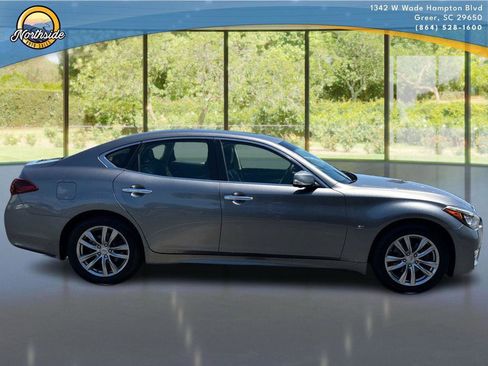 Used 2015 INFINITI Q70 3.7 RWD image 24