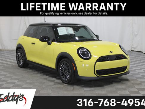 Used 2025 MINI Cooper S image 1