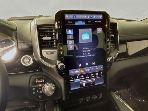 Used 2025 RAM 1500 Laramie w/ Night Edition image 15