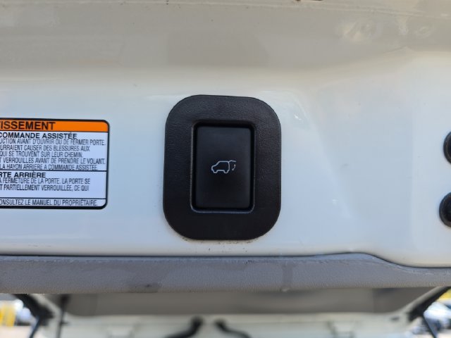 Used 2017 Toyota Sienna XLE FWD image 17