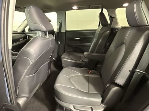 Used 2024 Toyota Grand Highlander AWD image 26