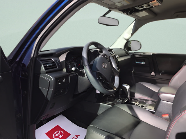 Certified 2019 Toyota 4Runner TRD Off-Road Premium AWD/4WD image 16
