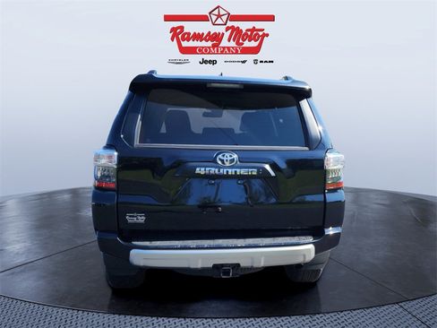 Used 2024 Toyota 4Runner TRD Off-Road image 4
