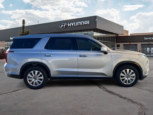 Certified 2024 Hyundai Palisade SEL image 6