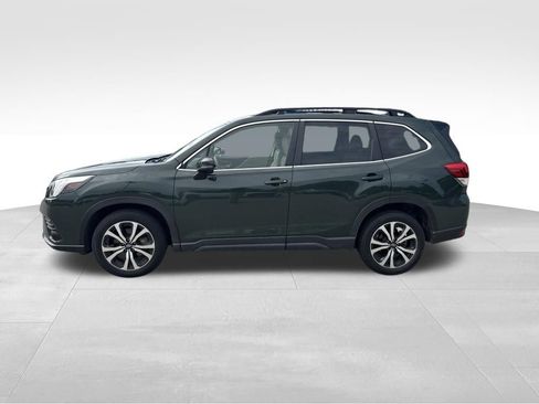 Used 2024 Subaru Forester Limited AWD/4WD image 2