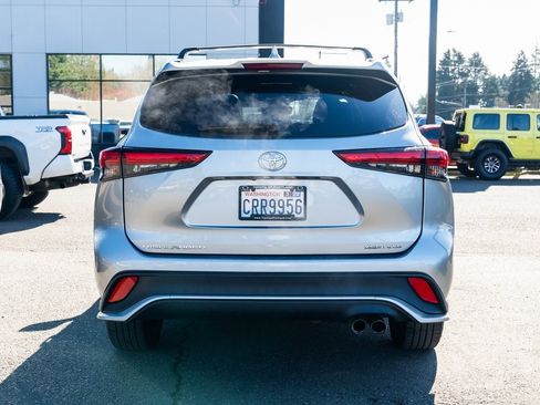 Used 2021 Toyota Highlander XSE image 5