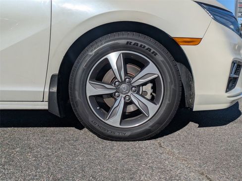 Used 2018 Honda Odyssey Touring image 13