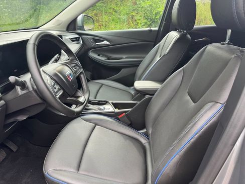 Used 2026 Buick Encore GX Sport Touring w/ Comfort Package AWD/4WD image 8