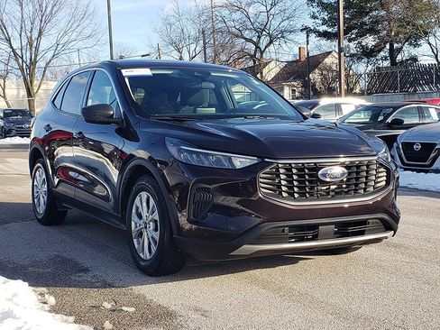 Used 2023 Ford Escape Active image 3