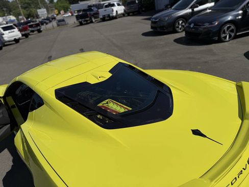 Used 2023 Chevrolet Corvette Stingray Premium Cpe w/ Z51 Performance Package RWD image 25
