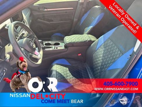 Used 2025 Nissan Altima 2.5 SL FWD image 14