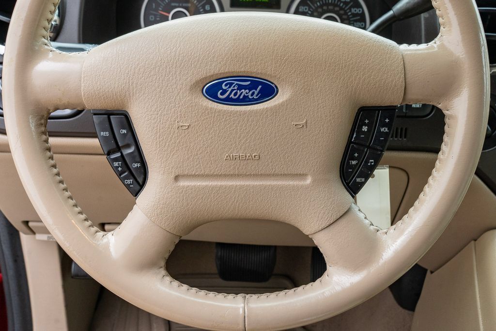 Used 2006 Ford Expedition Eddie Bauer AWD/4WD image 24