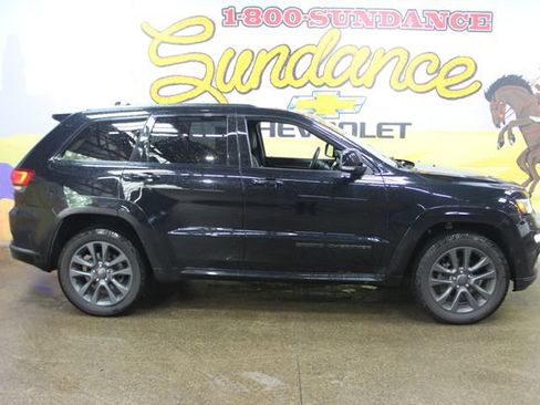 Used 2019 Jeep Grand Cherokee High Altitude AWD/4WD image 1