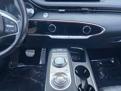 Used 2023 Genesis GV70 3.5T Sport w/ Sport Advanced Package image 11