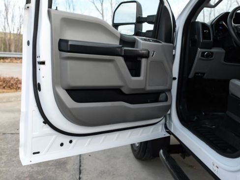 Used 2019 Ford F550 4x4 Crew Cab Super Duty image 37