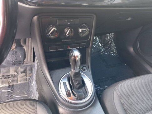 Used 2016 Volkswagen Beetle 1.8T S image 14