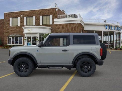 Used 2024 Ford Bronco Black Diamond image 28