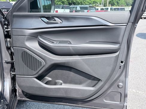 New 2026 Jeep Grand Cherokee L Laredo RWD image 28